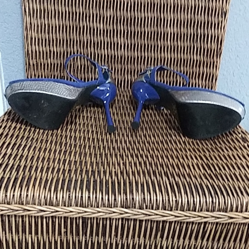 Shoes - Picture 5 of 5